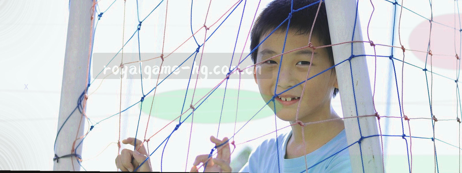 深色底上细密点阵与细线构成的专题目录纹理
